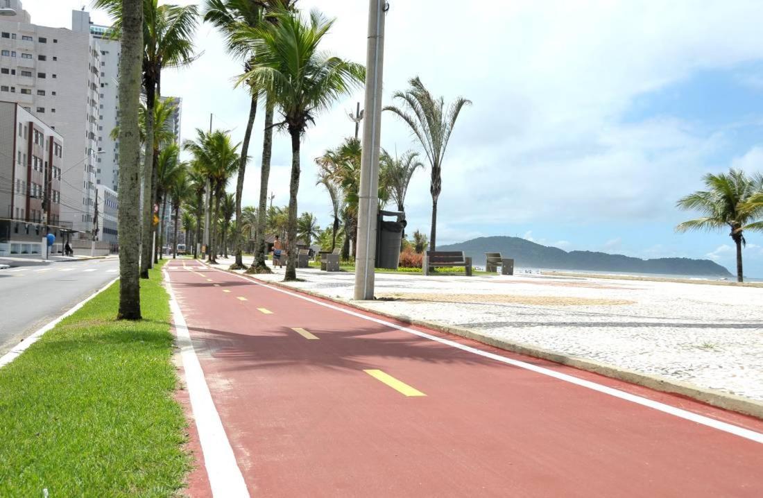 Casa Linda E Aconchegante Com Piscina -Aquecimento Solar O Ano Todo Perto Da Praia Praia Grande  Luaran gambar